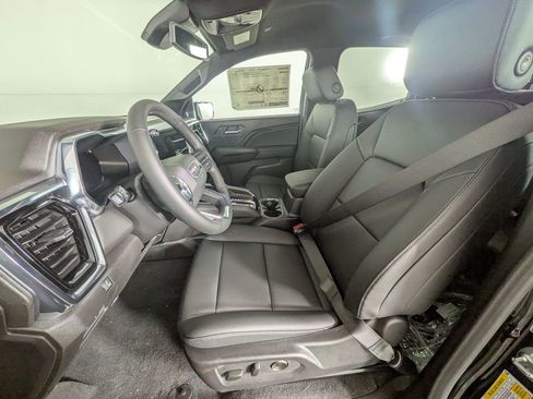 New 2026 GMC Canyon Elevation w/ Convenience Package image 14