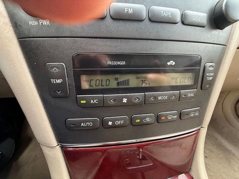 Used 2002 Lexus ES 330 image 20