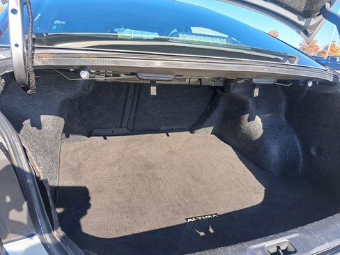 Used 2024 Nissan Altima 2.5 SV image 26