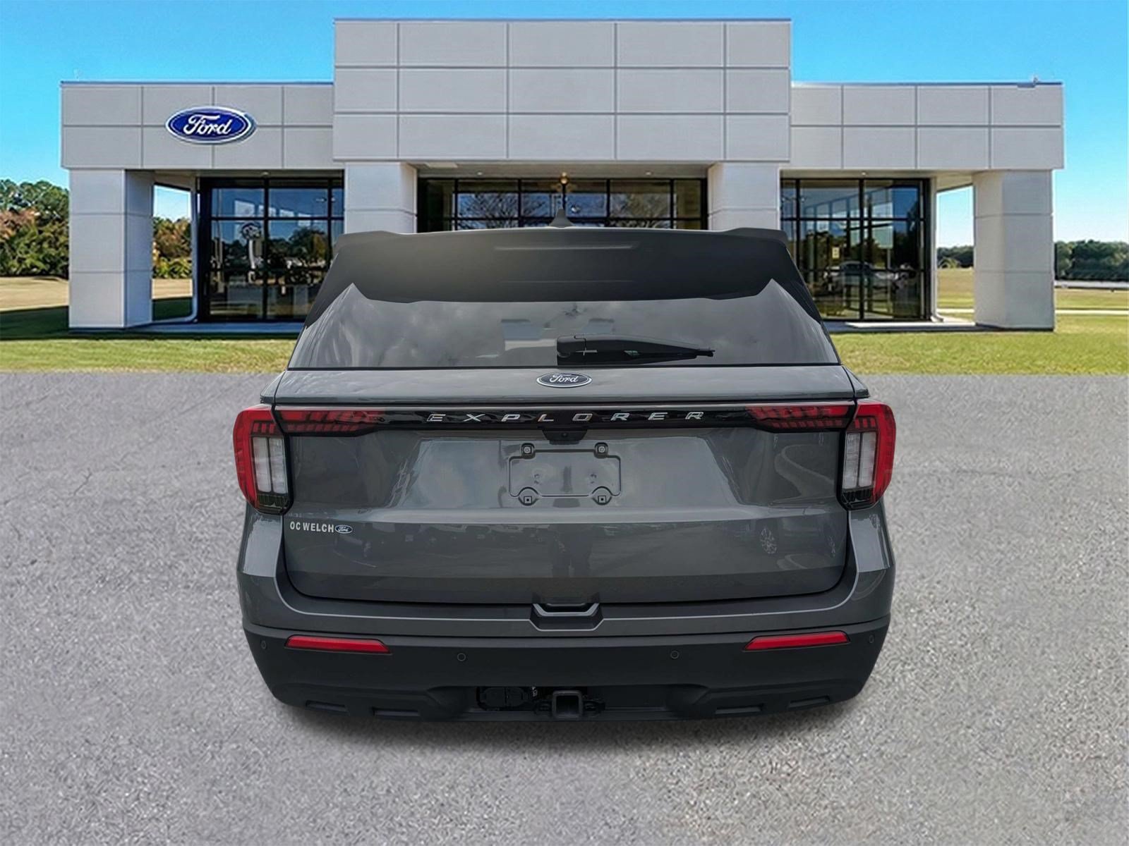 Certified 2026 Ford Explorer Active RWD image 5