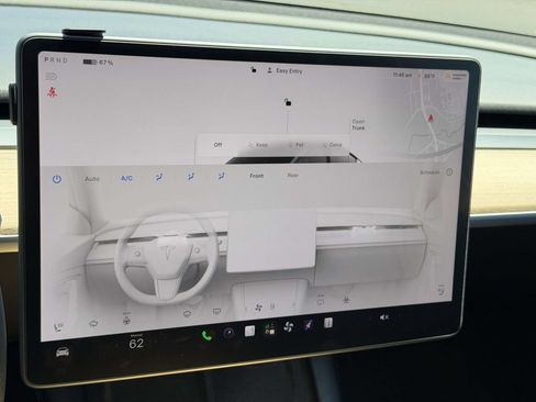 Used 2023 Tesla Model Y Long Range AWD/4WD image 5