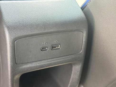 Used 2025 Buick Envista Sport Touring w/ Convenience I Package FWD image 17