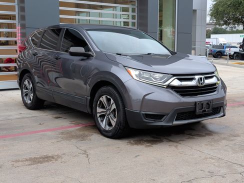 Used 2019 Honda CR-V LX image 9