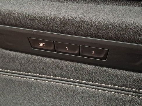 Used 2022 BMW 540i xDrive w/ Convenience Package image 21