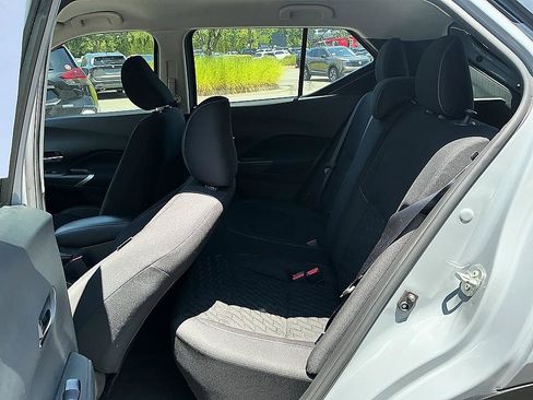 Certified 2022 Nissan Kicks SV FWD image 22