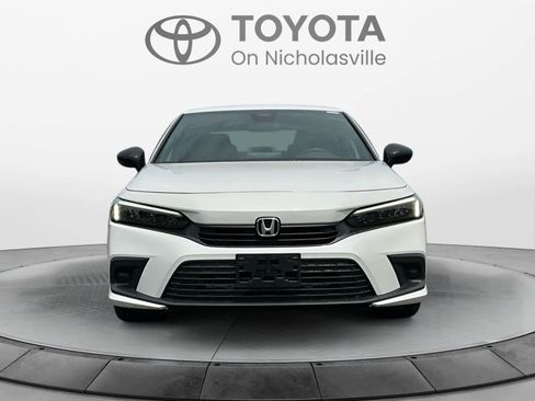 Used 2022 Honda Civic Sport image 8