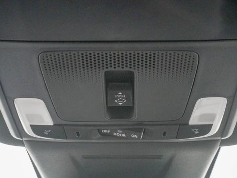 Used 2023 Honda CR-V Sport Touring image 28