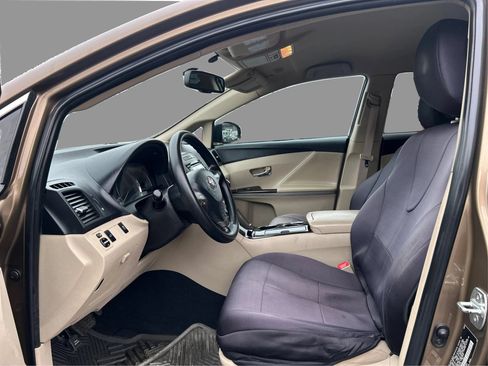 Used 2009 Toyota Venza AWD image 10