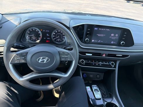 Used 2023 Hyundai Sonata SE FWD image 17