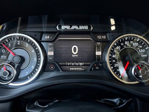 Used 2022 RAM 1500 Laramie image 12