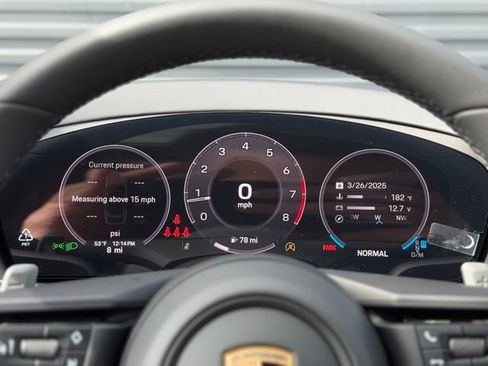 New 2025 Porsche Cayenne Coupe AWD/4WD image 20