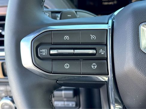 New 2026 GMC Yukon XL Denali w/ Denali Reserve Package image 18