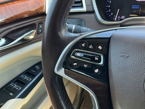 Used 2015 Cadillac SRX Luxury w/ Driver Awareness Package AWD/4WD image 15