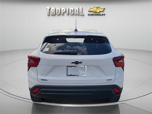 New 2026 Chevrolet Trax RS image 6