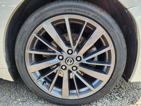 Certified 2019 Nissan Maxima Platinum w/ Reserve Package FWD image 21