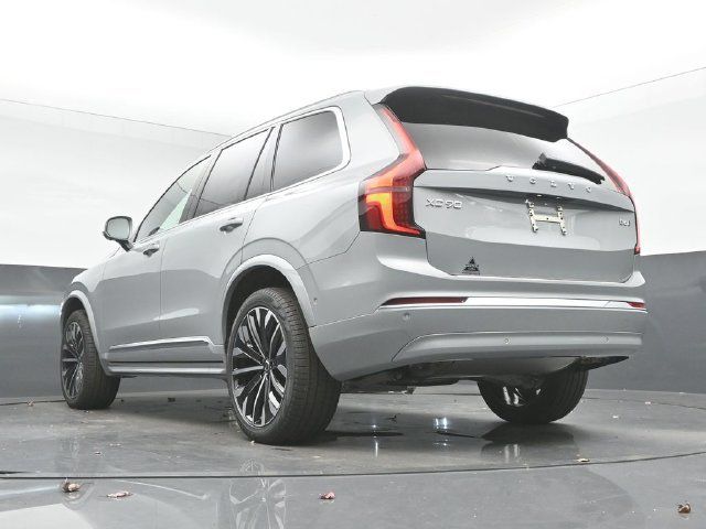 New 2026 Volvo XC90 B6 Plus w/ Protection Package Premier AWD/4WD image 43