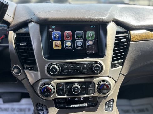 Used 2017 GMC Yukon XL Denali w/ Open Road Package AWD/4WD image 12