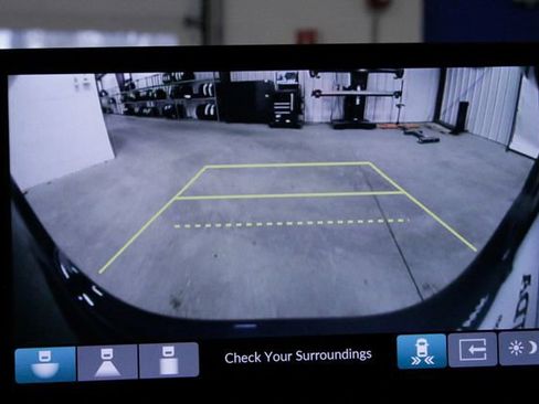 Certified 2025 Honda Pilot EX-L image 38