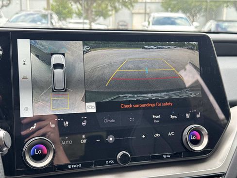New 2026 Lexus TX 500h AWD image 26