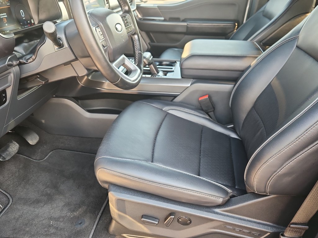 Used 2025 Ford F150 Lariat AWD/4WD image 7