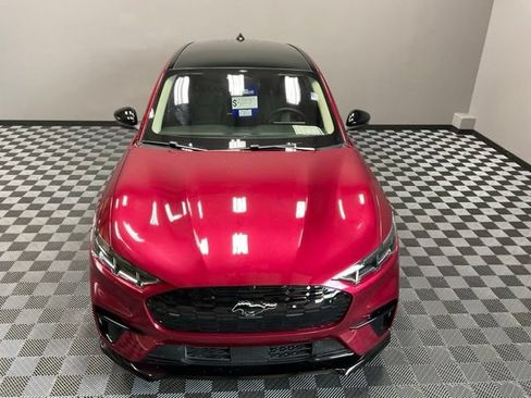 Used 2025 Ford Mustang Mach-E Premium w/ Sport Appearance Package AWD/4WD image 5