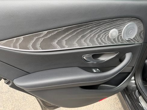 Used 2021 Mercedes-Benz E 350 Sedan image 15