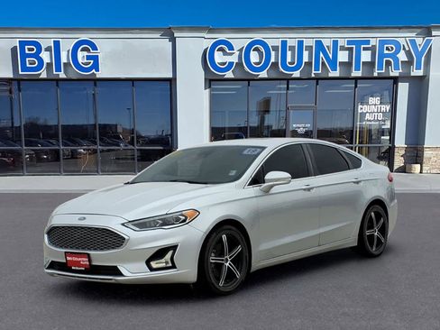 Used 2019 Ford Fusion Titanium image 1