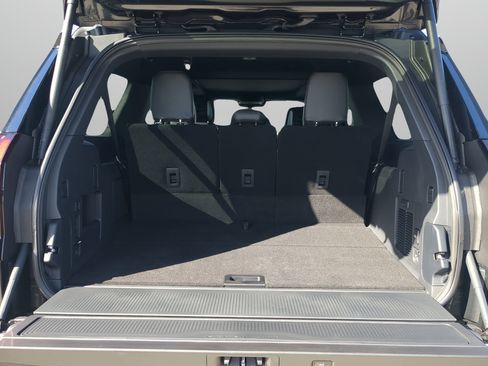 New 2026 Ford Expedition Max Platinum w/ Stealth Appearance Package image 41