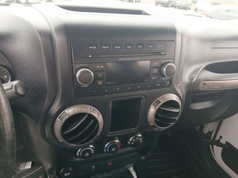 Used 2013 Jeep Wrangler Sport image 23
