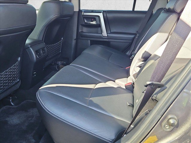 Used 2018 Toyota 4Runner Limited AWD/4WD image 20