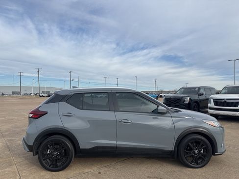 Certified 2023 Nissan Kicks SV image 8