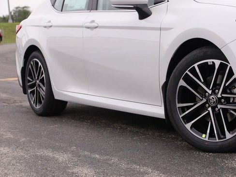 New 2026 Toyota Camry XLE FWD image 3