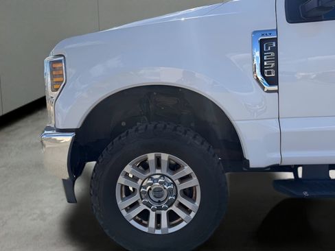 Used 2019 Ford F250 XLT image 11