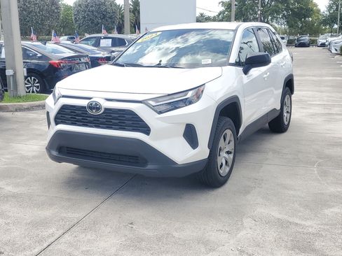 Used 2023 Toyota RAV4 LE image 7