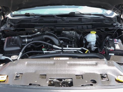 Used 2019 RAM 1500 Classic Warlock image 11