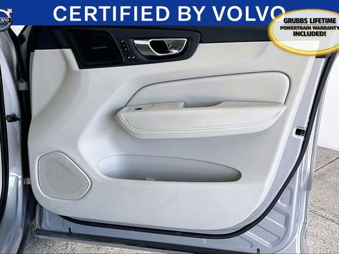 Certified 2023 Volvo XC60 B5 Ultimate w/ Climate Package image 26