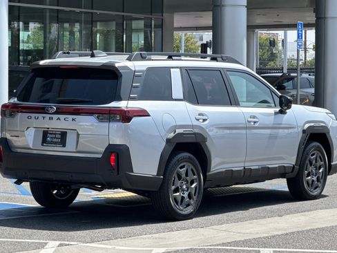 New 2026 Subaru Outback Premium AWD/4WD image 4