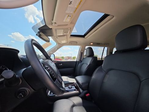 Used 2024 Nissan Armada SL w/ Captain's Chairs Package RWD image 7