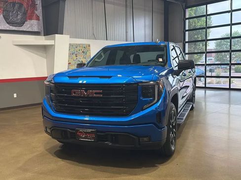 Used 2022 GMC Sierra 1500 Elevation RWD image 22