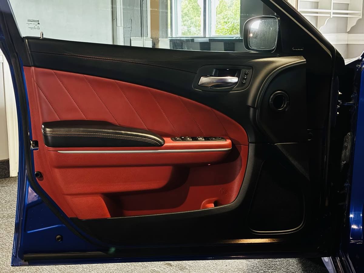 Used 2022 Dodge Charger Scat Pack RWD image 33