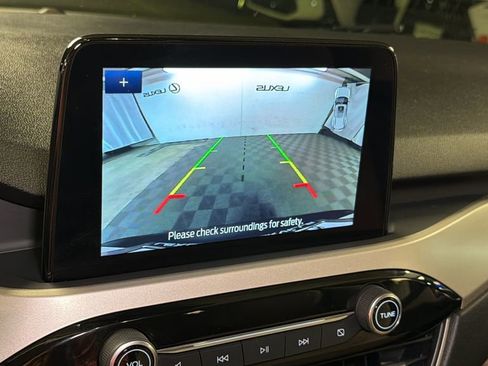 Used 2022 Ford Escape SEL image 31