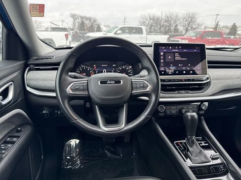 Certified 2022 Jeep Compass Latitude image 16