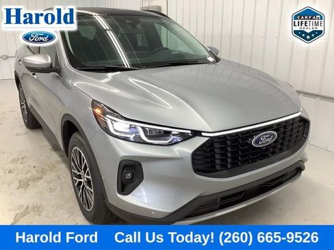 Used 2024 Ford Escape SE w/ PHEV Premium Package image 1