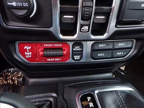 New 2025 Jeep Wrangler Unlimited Rubicon image 21