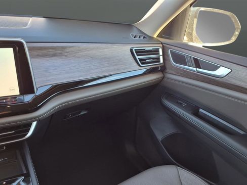 New 2026 Volkswagen Atlas SEL image 22