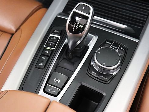 Used 2018 BMW X5 xDrive50i image 40