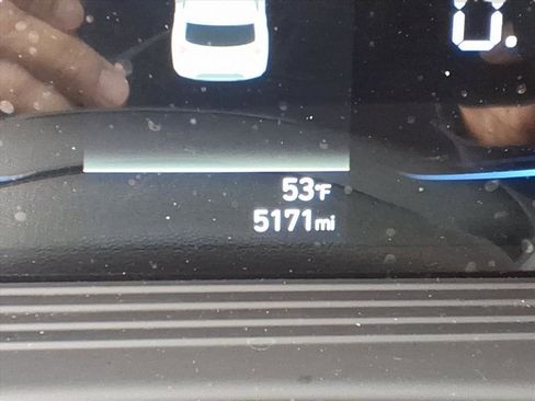 Used 2025 Hyundai Venue SE image 20