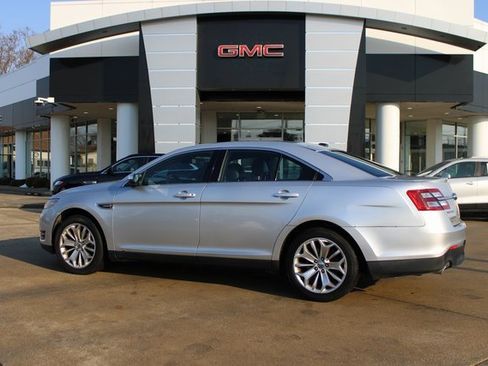 Used 2014 Ford Taurus Limited image 4