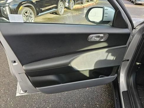 New 2025 Hyundai Ioniq 6 SEL AWD/4WD image 19