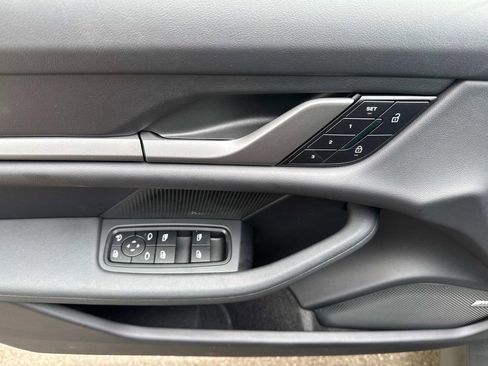 New 2025 Porsche Taycan image 21